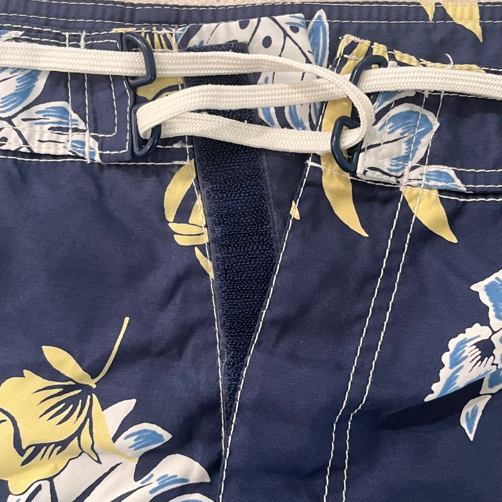 American Eagle Mens Board Shorts 33 Navy Floral Tropical Swim Trunks Beachwear - Picture 6 of 9